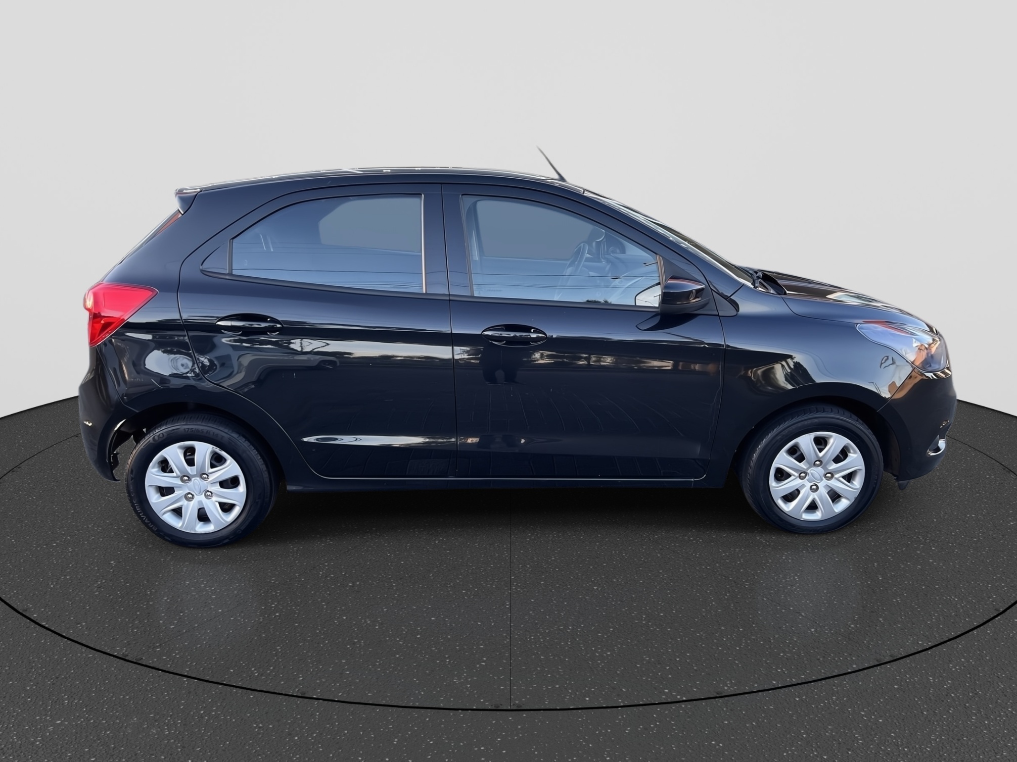 Ford-KA-Ka 1.0 SE/SE Plus TiVCT Flex 5p
