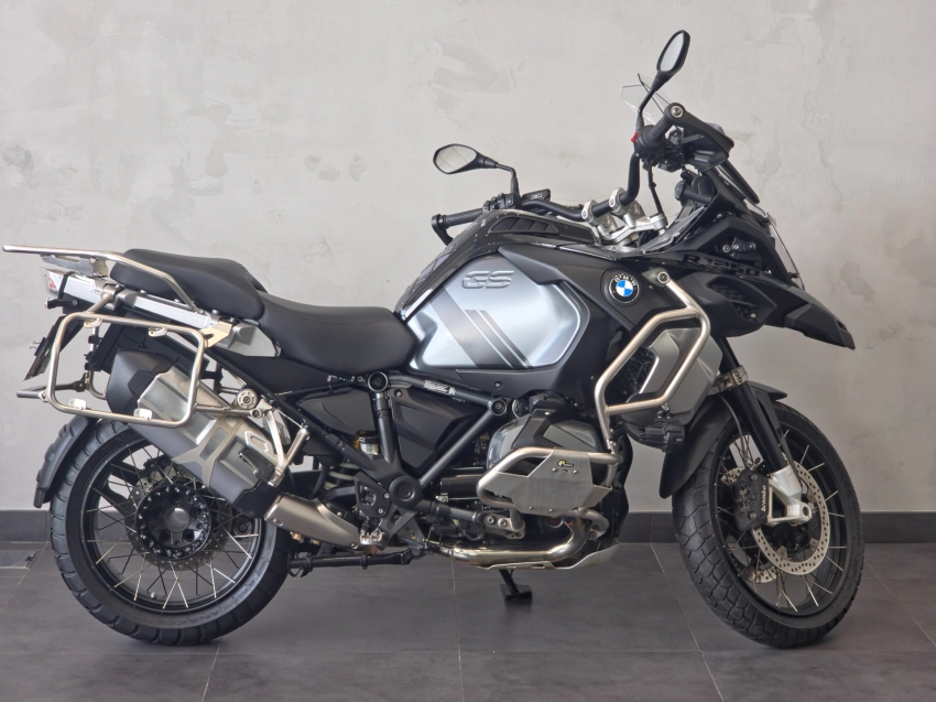 R 1250 GS ADVENTURE PREMIUM TRIPLE BLACK