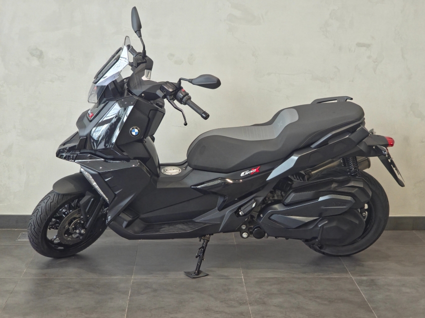 BMW Motorrad-C 400 X-BLACK