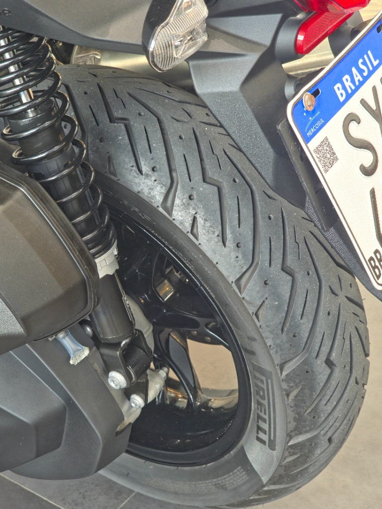 BMW Motorrad-C 400 X-BLACK