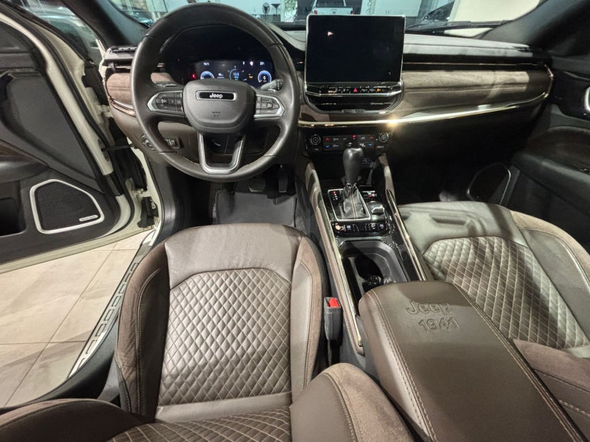 Jeep-COMMANDER-2.0 TD380 TURBO DIESEL OVERLAND AT9