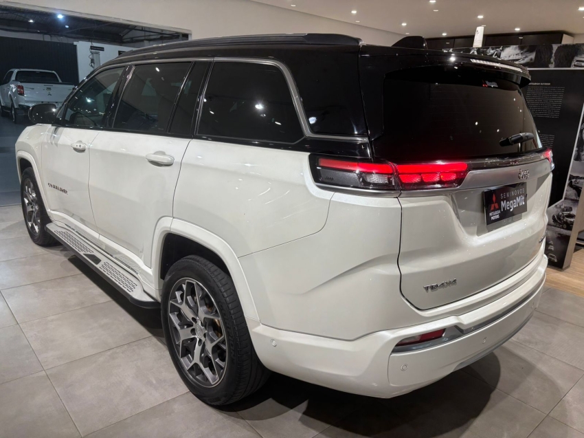 Jeep-COMMANDER-2.0 TD380 TURBO DIESEL OVERLAND AT9