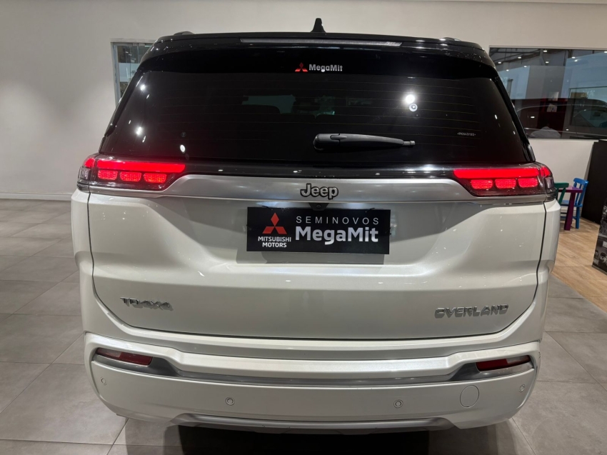 Jeep-COMMANDER-2.0 TD380 TURBO DIESEL OVERLAND AT9