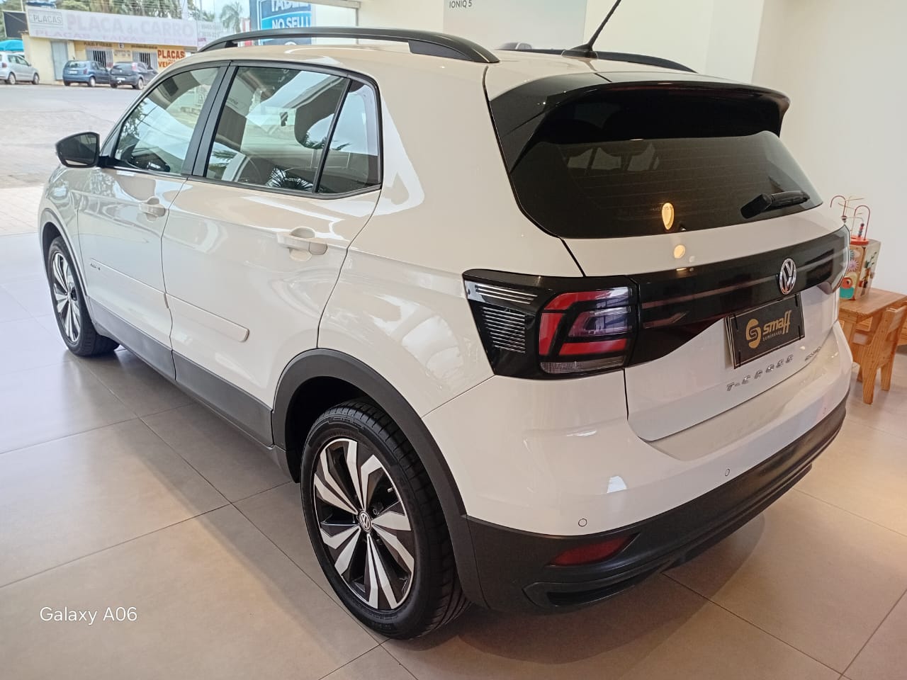 VW - Volkswagen-T-Cross-T-CROSS 1.0 200 TSI TOTAL FLEX AUT.