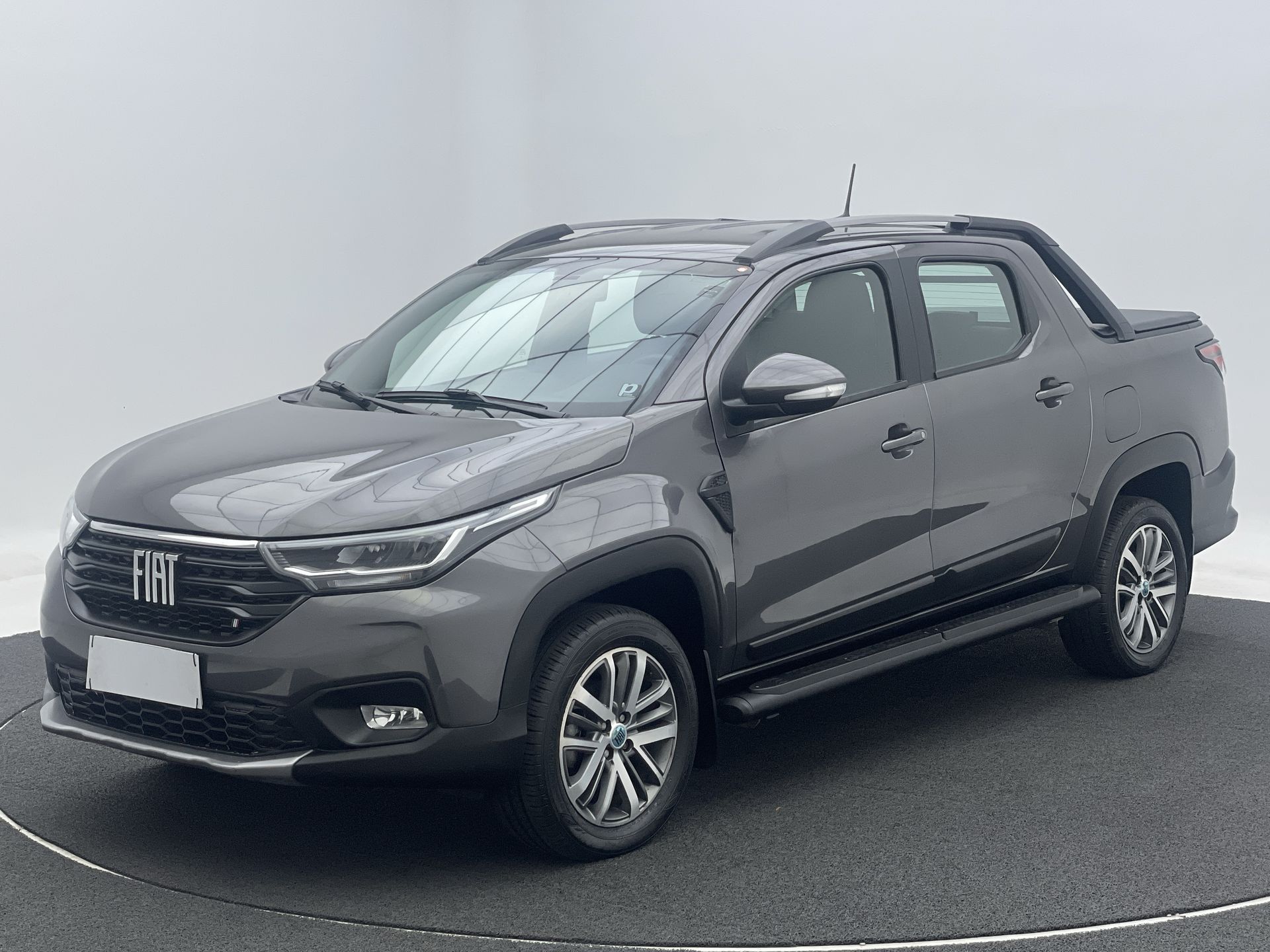 Fiat-STRADA-Strada Volcano 1.3 Flex 8V CD Aut.