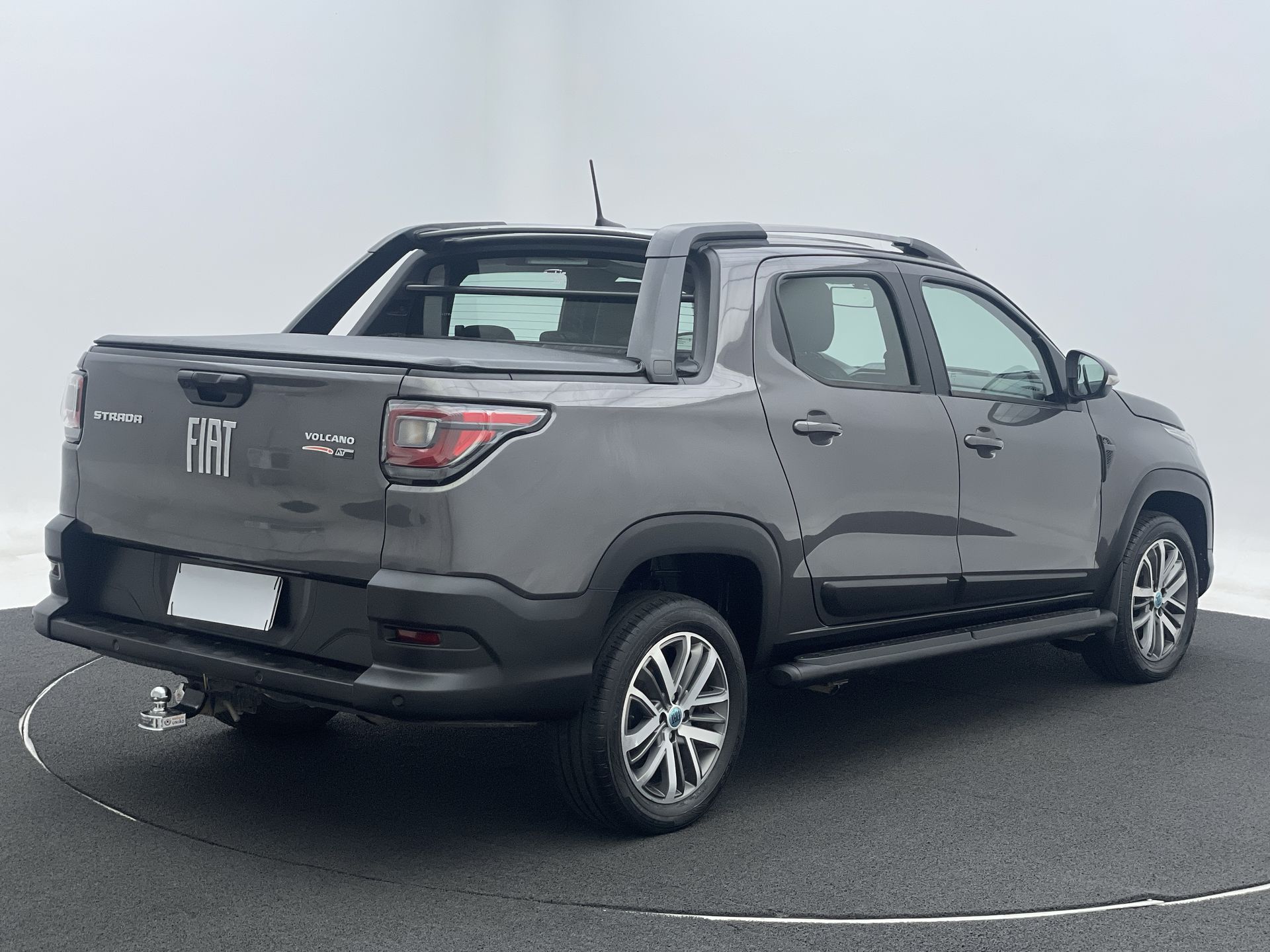 Fiat-STRADA-Strada Volcano 1.3 Flex 8V CD Aut.