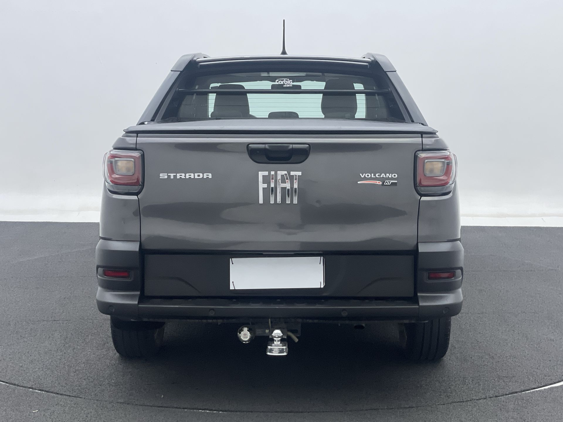 Strada Volcano 1.3 Flex 8V CD Aut.
