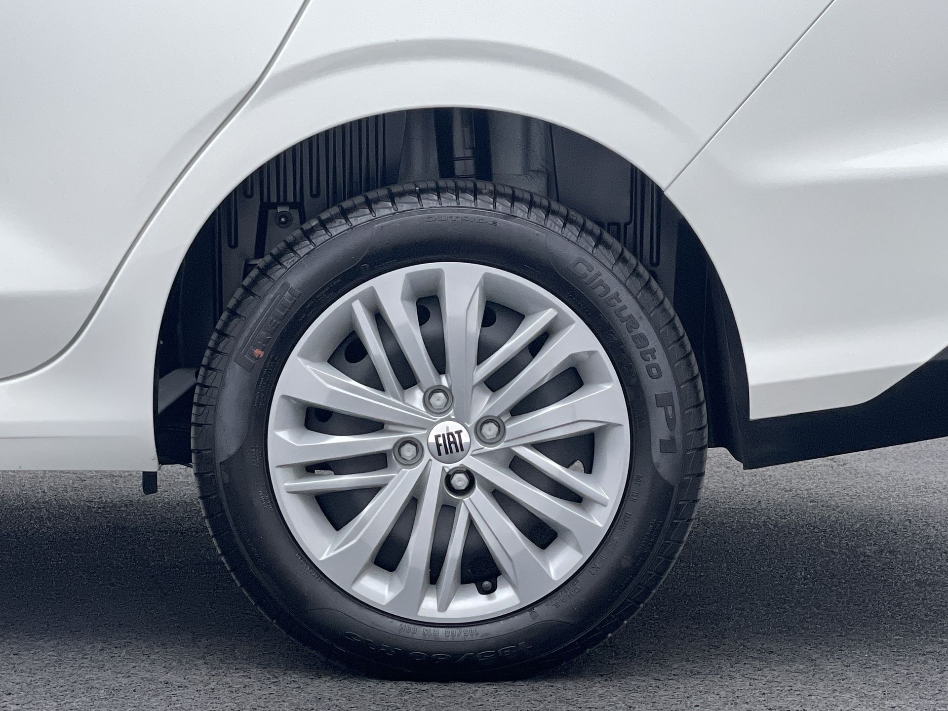 CRONOS DRIVE 1.3 8V Flex Aut.