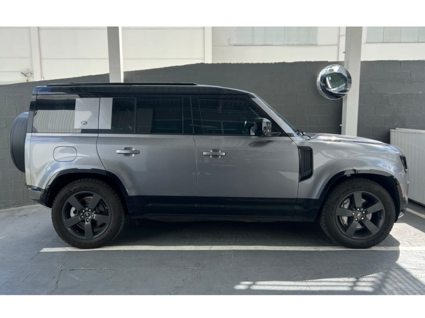 Land Rover-DEFENDER-3.0 D300 TURBO DIESEL MHEV 110 X-DYNAMIC S AWD AUTOMÁTICO