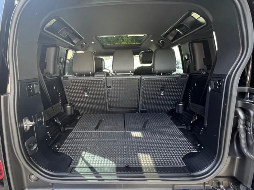 Land Rover-DEFENDER-3.0 D300 TURBO DIESEL MHEV 110 X-DYNAMIC S AWD AUTOMÁTICO