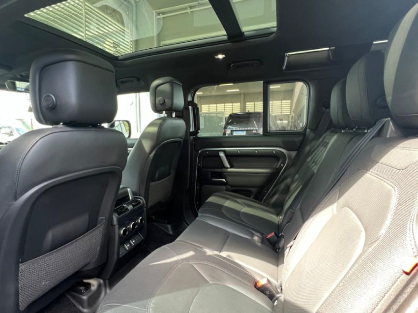 Land Rover-DEFENDER-3.0 D300 TURBO DIESEL MHEV 110 X-DYNAMIC S AWD AUTOMÁTICO