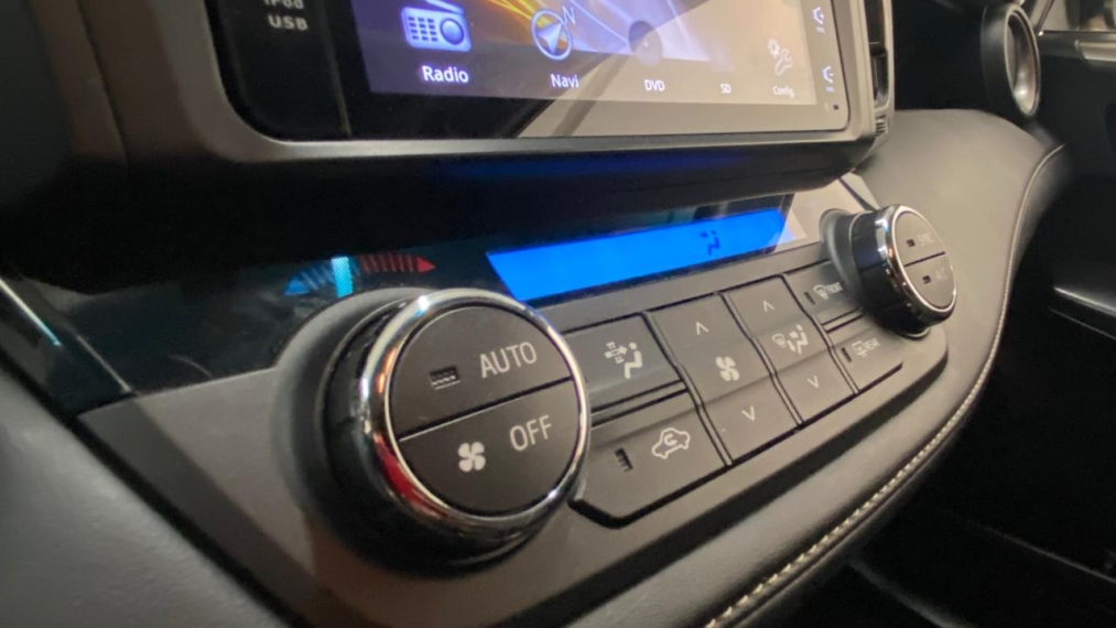 Toyota-RAV4-2.0 TOP 4X2 16V GASOLINA 4P AUTOMÁTICO