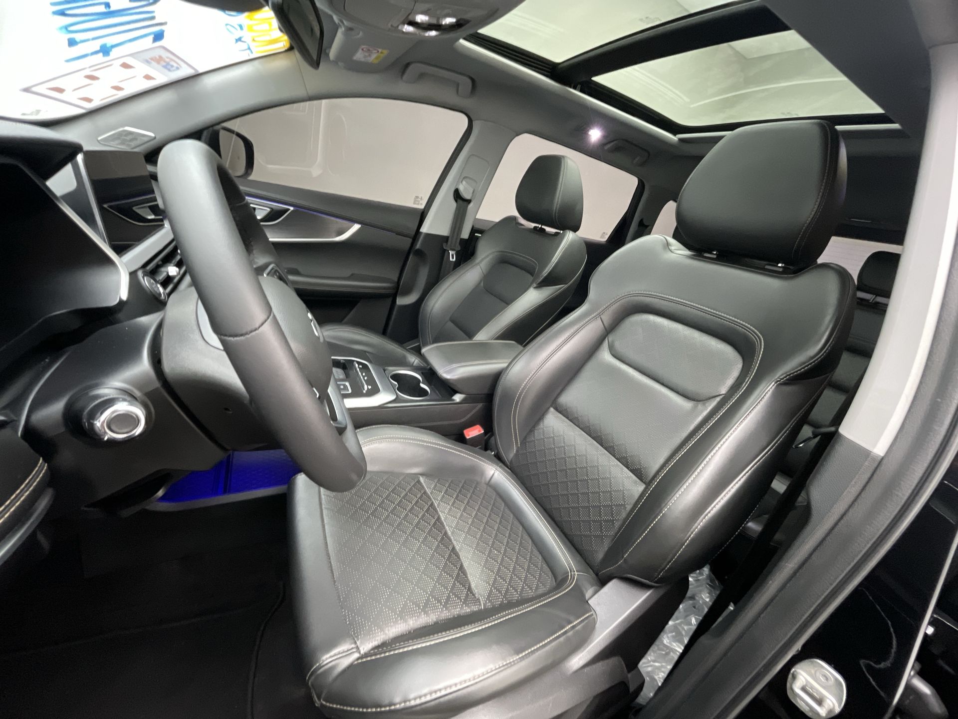 Tiggo 8 TXS 1.6 16V TGDi Aut.