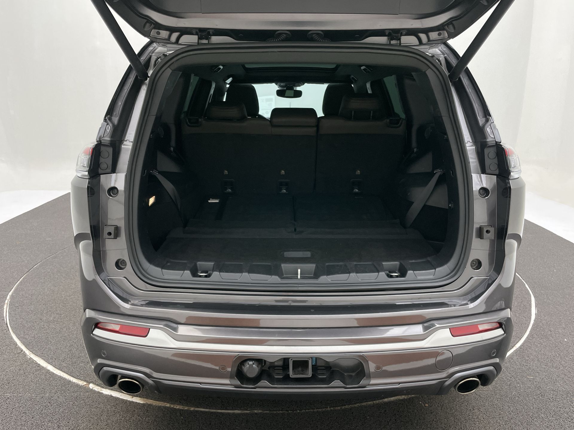 Commander Overland Hurric 2.0 4x4 TB Aut
