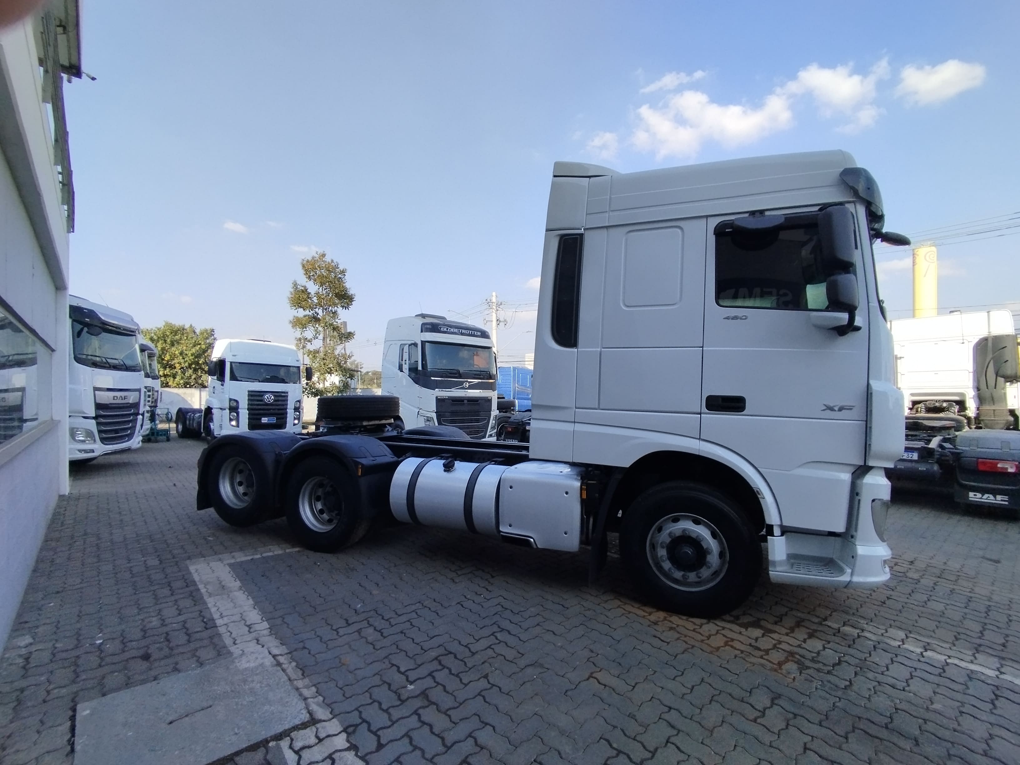 DAF-XF-XF FTS480 6x2 Space Cab (diesel)(E5)