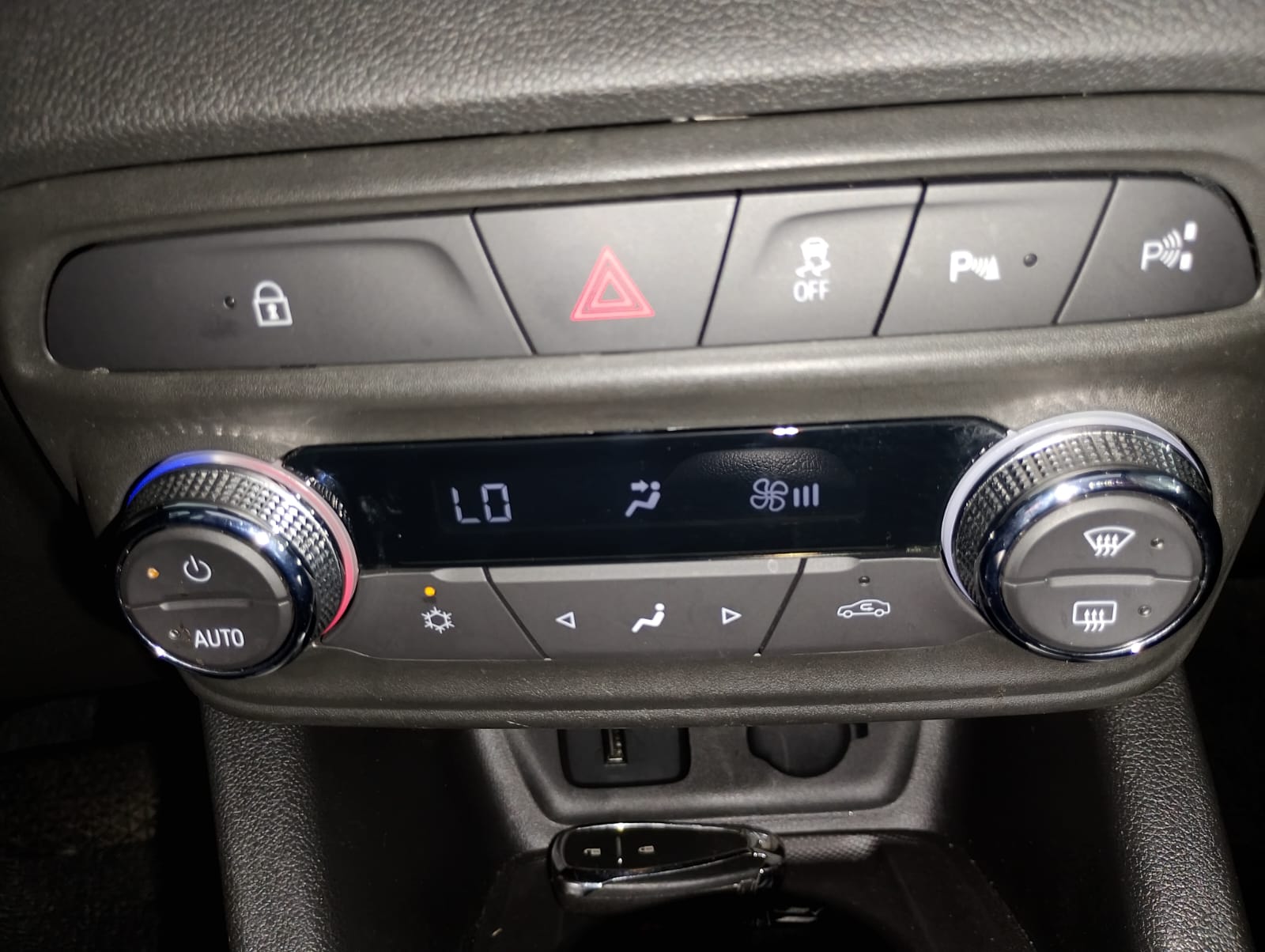 GM - Chevrolet-TRACKER-TRACKER Premier 1.2 Turbo 12V Flex Aut.