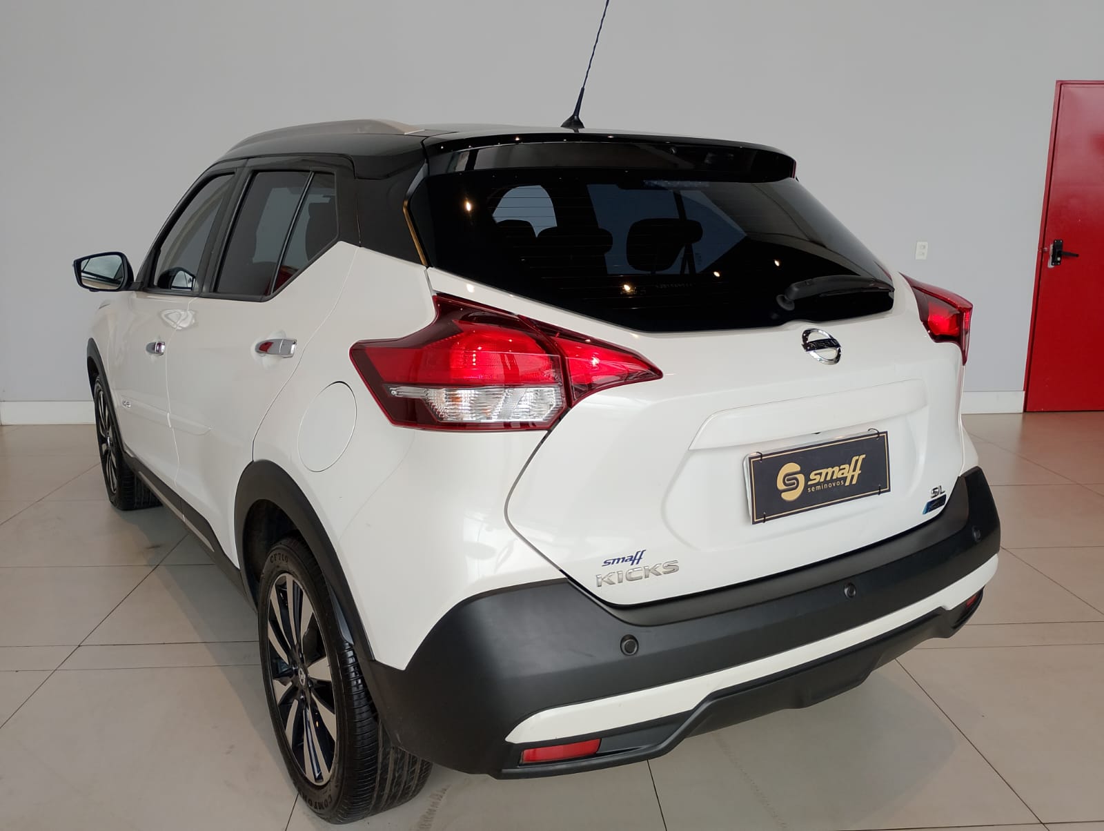 Nissan-KICKS-KICKS 1.6 16V FLEXSTART SL 4P XTRONIC