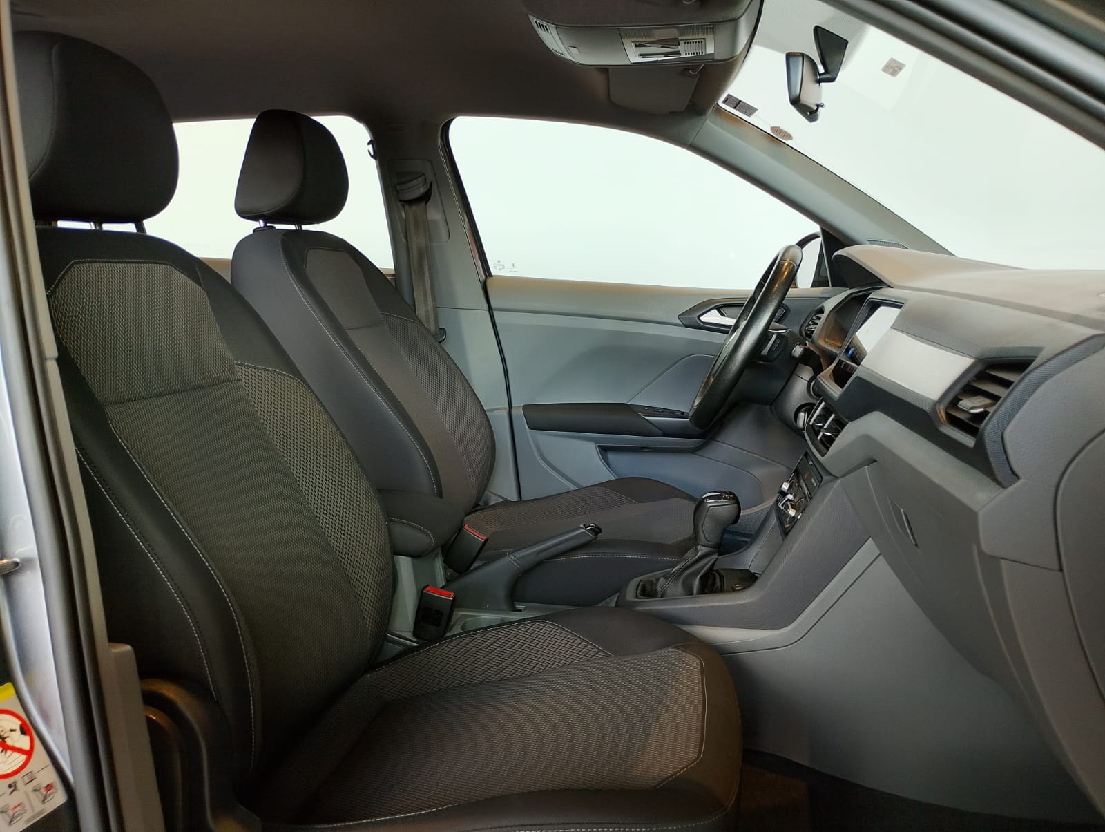 VW - Volkswagen-T-Cross-T-CROSS 1.0 200 TSI TOTAL FLEX AUT.