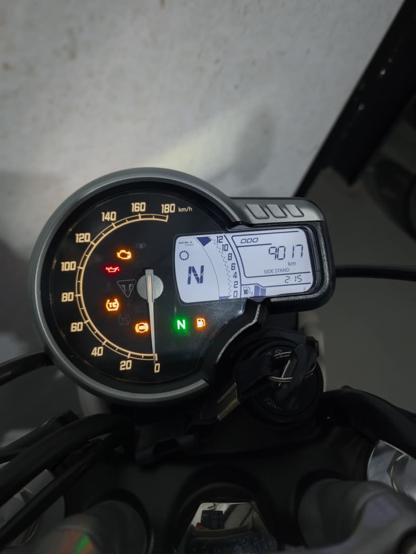 TRIUMPH-SCRAMBLER-SCRAMBLER 400 X