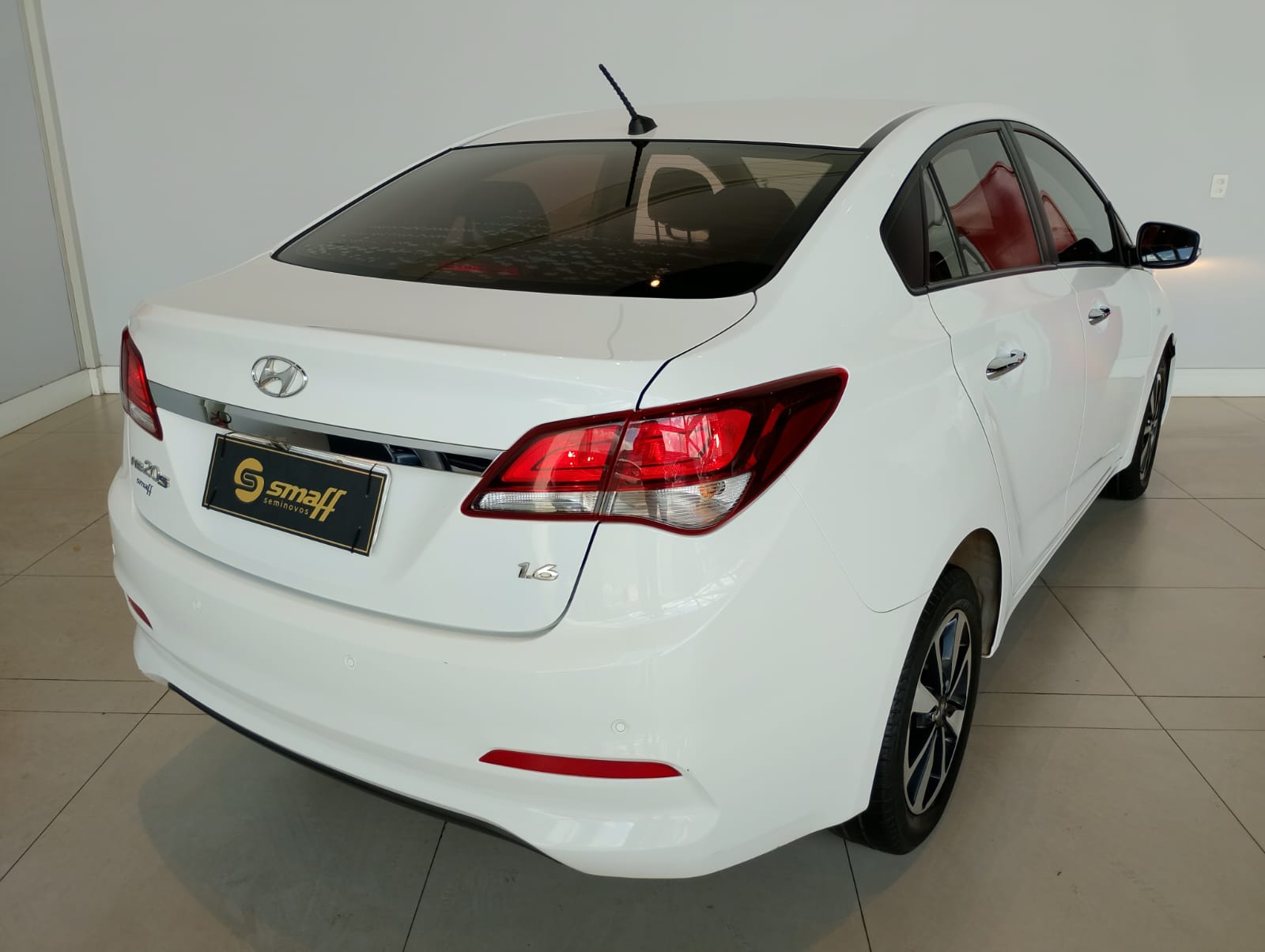 Hyundai-HB20S-HB20S 1.6AT STYLE