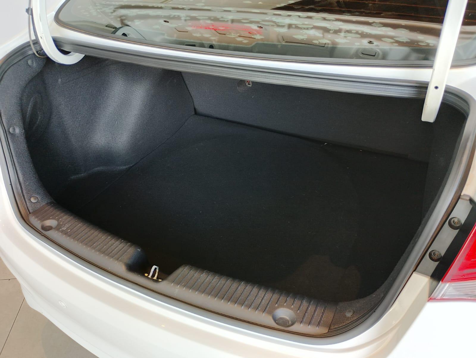 Hyundai-HB20S-HB20S 1.6AT STYLE