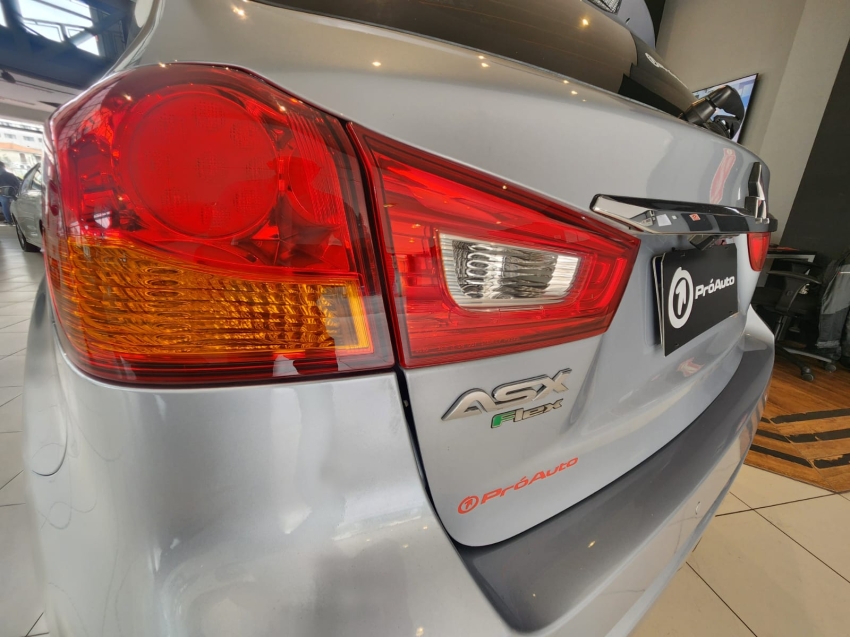 Mitsubishi-ASX-2.0 4X2 16V FLEX 4P AUTOMÁTICO