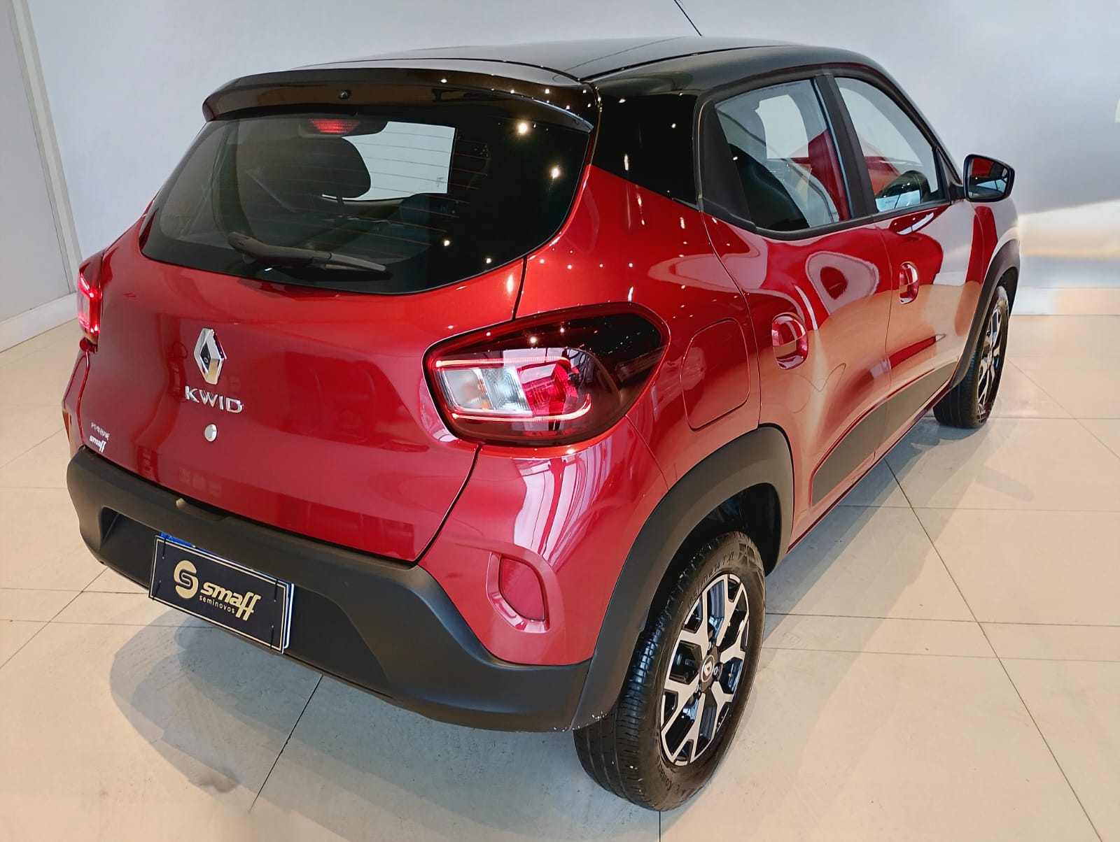 Renault-KWID-KWID Intense 1.0 Flex 12V 5p Mec.