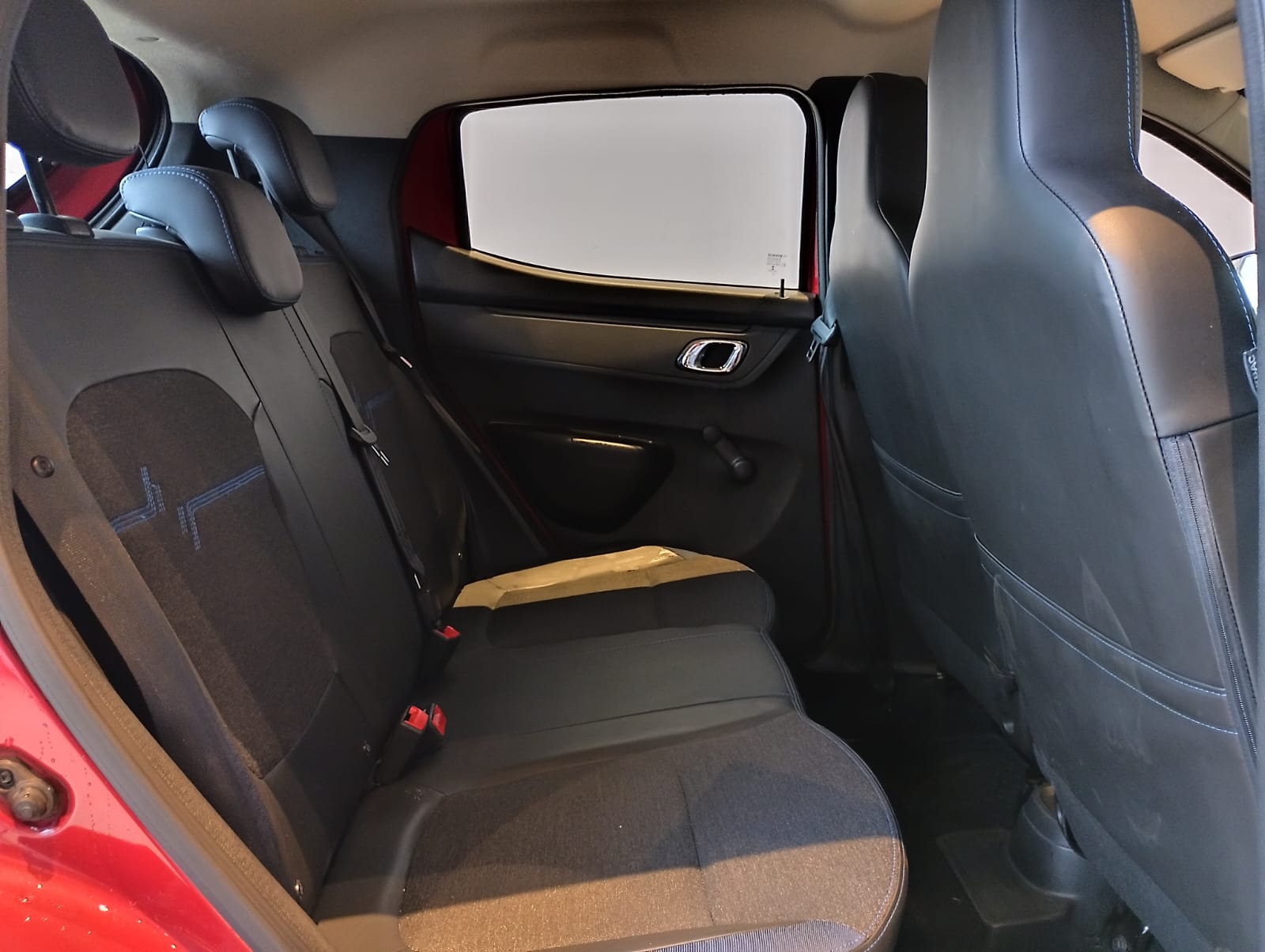 Renault-KWID-KWID Intense 1.0 Flex 12V 5p Mec.