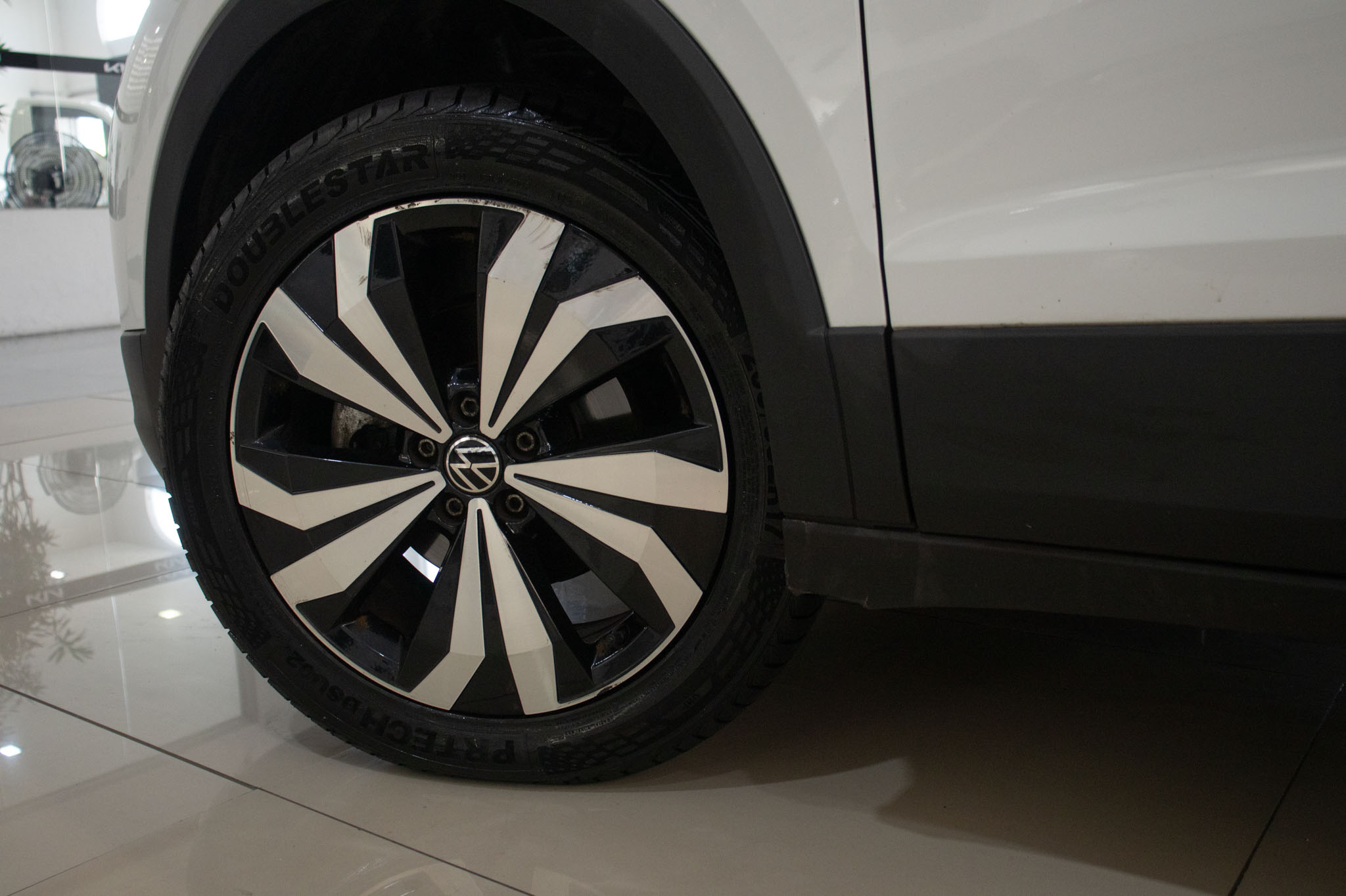 VW - Volkswagen-T-Cross-T-Cross 200 TSI 1.0  Flex 12V 5p Aut.