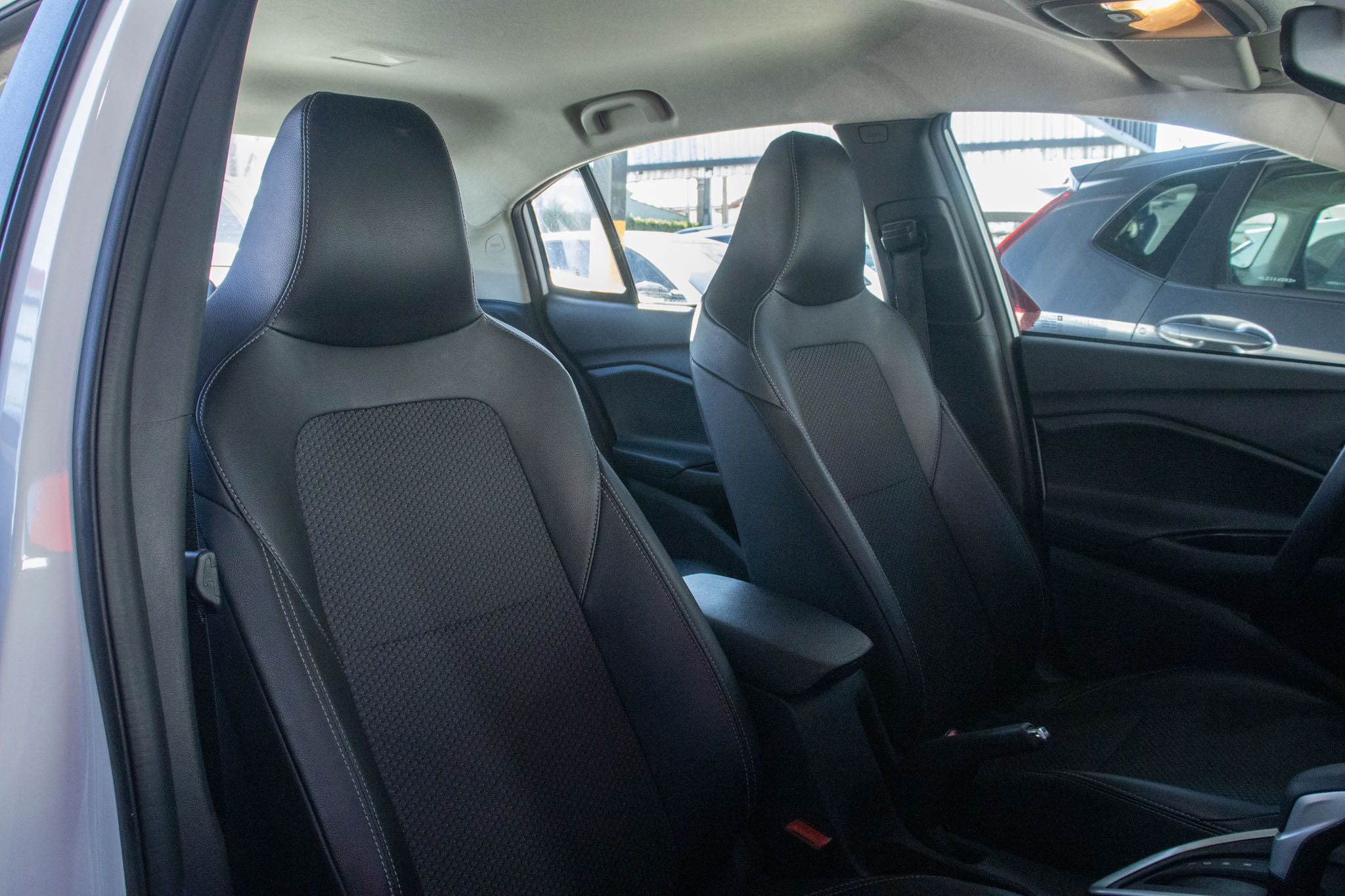 GM - Chevrolet-ONIX-ONIX SEDAN Plus LTZ 1.0 12V TB Flex Aut.