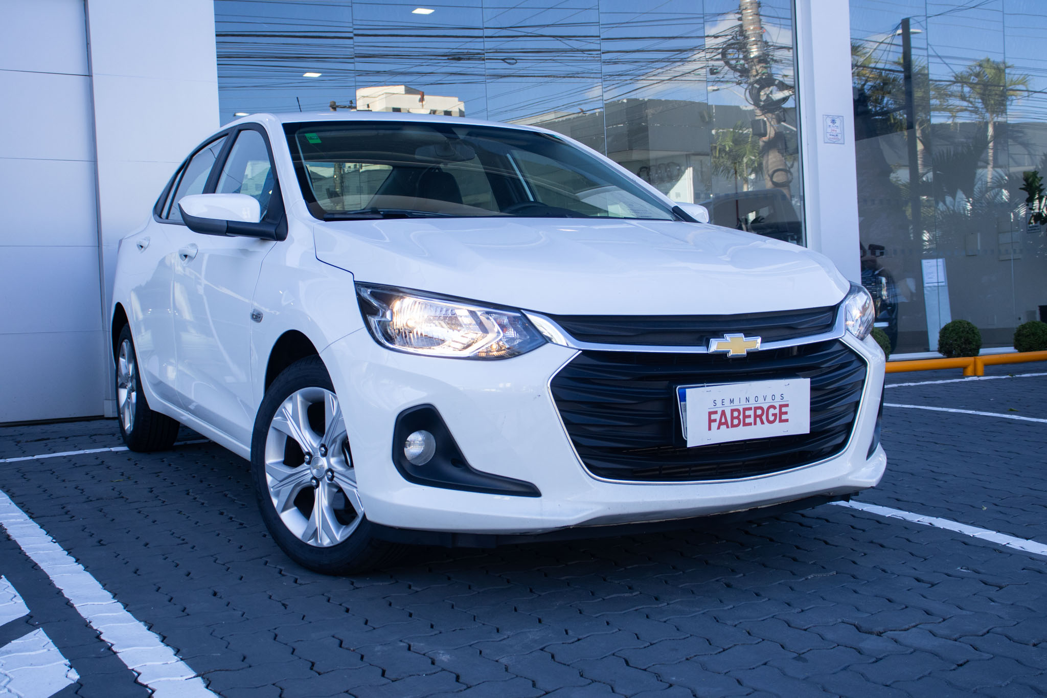 ONIX SEDAN Plus LTZ 1.0 12V TB Flex Aut.