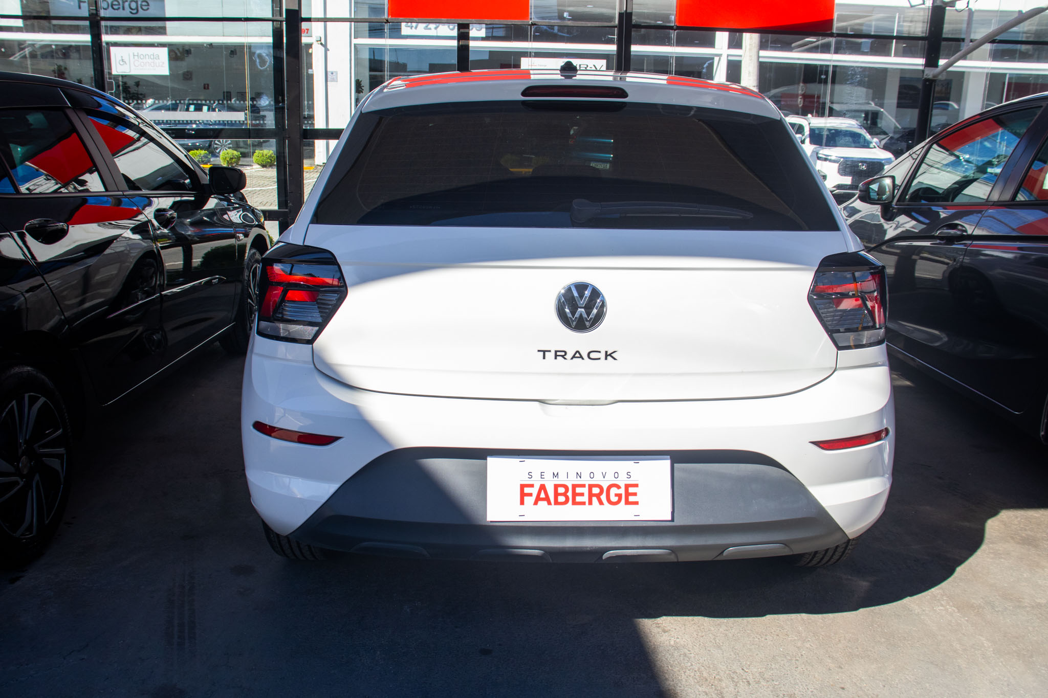 VW - Volkswagen-Polo-Polo Track 1.0 Flex 12V 5p