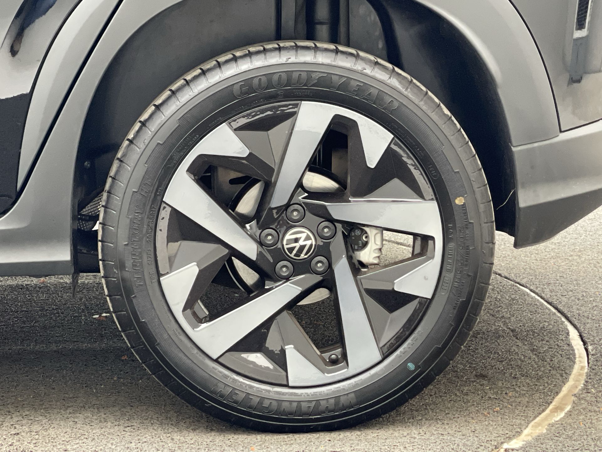 Tera High 1.0 170 TSI Flex 12V 5p Aut