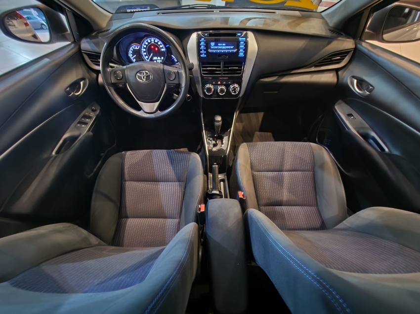Toyota-YARIS-1.5 16V FLEX SEDAN XL MULTIDRIVE