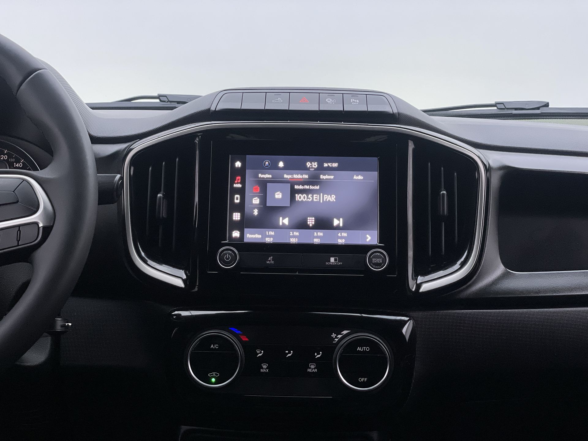 Strada Volcano 1.3 Flex 8V CD