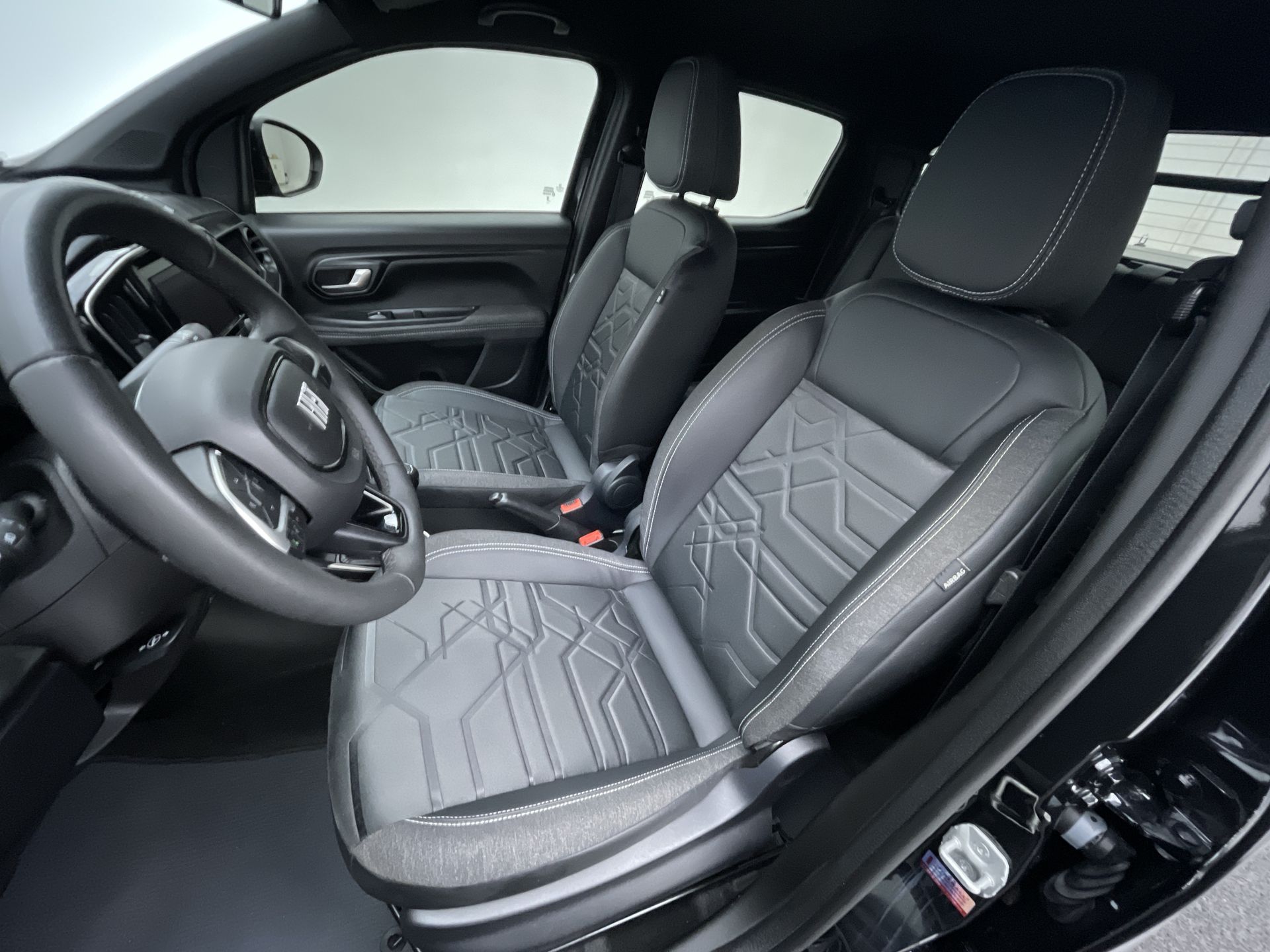 Strada Volcano 1.3 Flex 8V CD