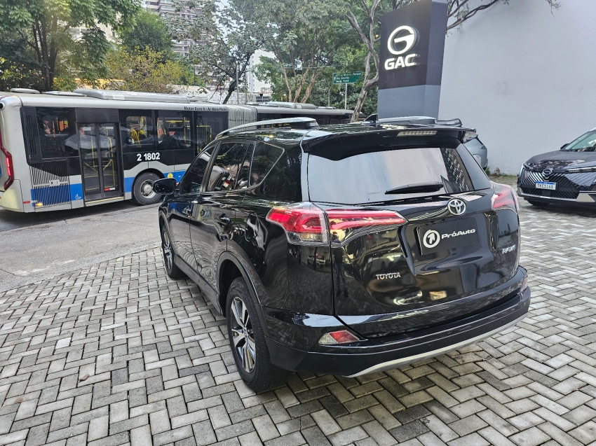 Toyota-RAV4-2.0 TOP 4X2 16V GASOLINA 4P AUTOMÁTICO