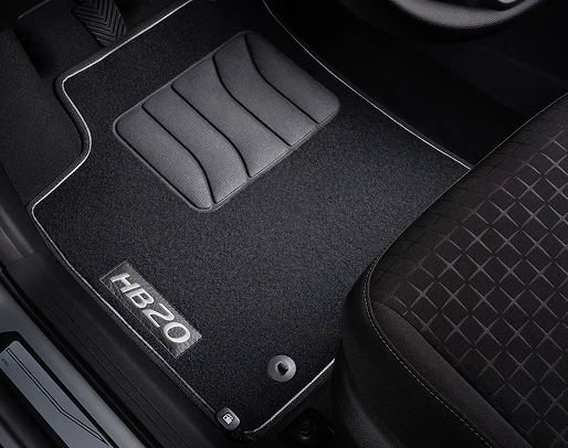 Tapete de Carpete  com Acabamento  Preto