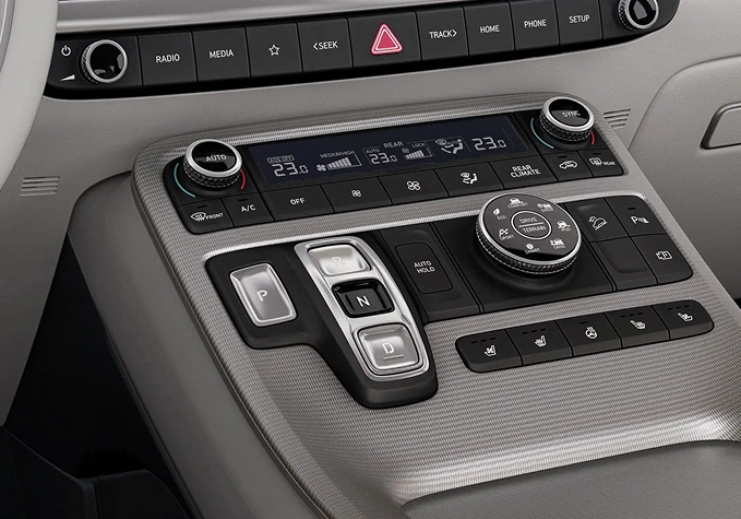 Câmbio automático  de 8 velocidades