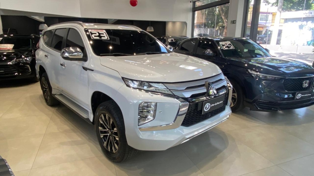 Mitsubishi-PAJERO SPORT-2.4 16V MIVEC TURBO DIESEL HPE-S AWD AUTOMÁTICO