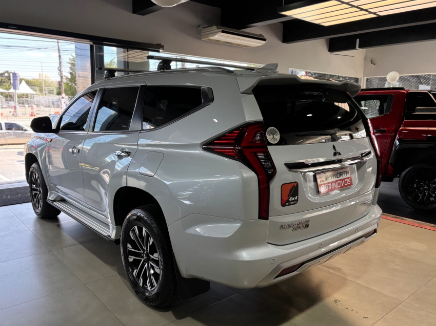 Mitsubishi-PAJERO SPORT-2.4 16V MIVEC TURBO DIESEL HPE-S AWD AUTOMÁTICO