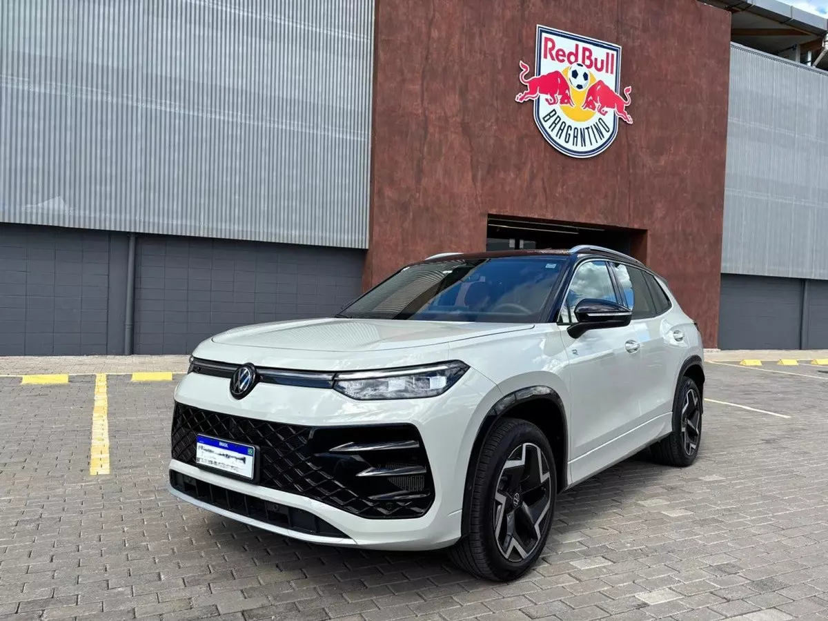 Volkswagen Tiguan R-Line 2026: SUV alemão entrega desempenho esportivo e agrada ao volante