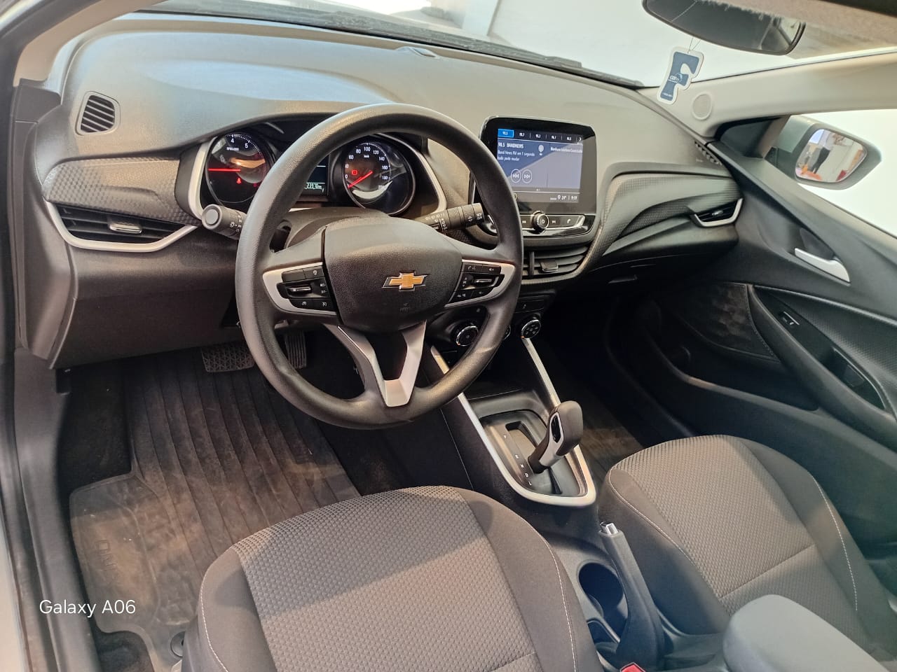 GM - Chevrolet-ONIX-ONIX 1.0 LT FLEX MANUAL