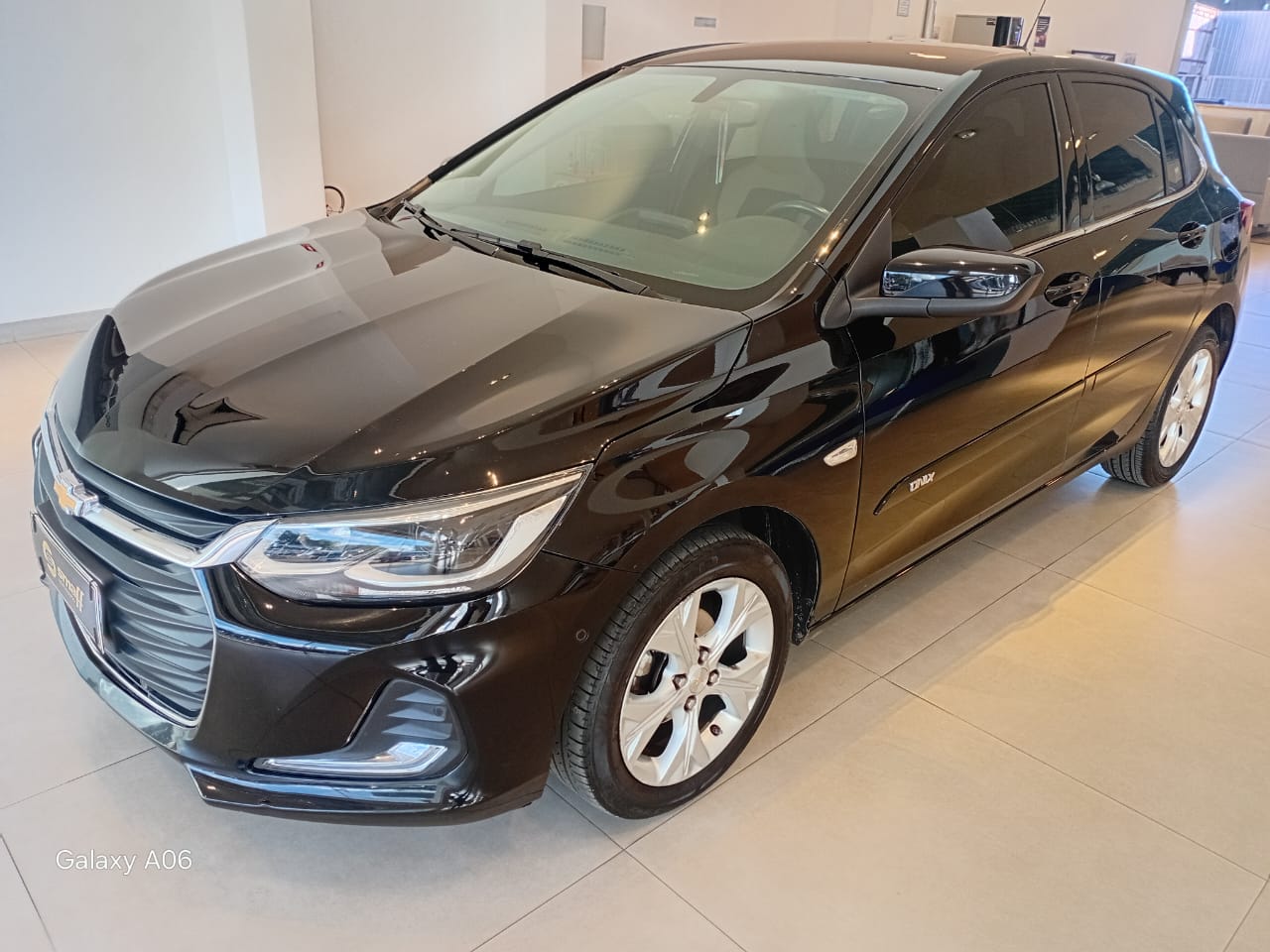 GM - Chevrolet-ONIX-ONIX HATCH PREM. 1.0 12V TB Flex 5p Aut.