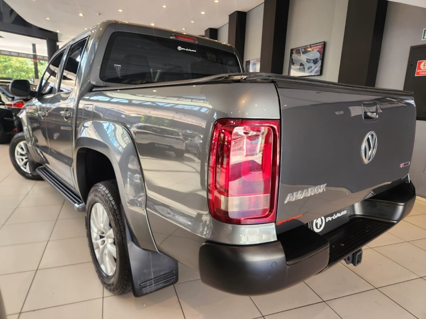 VW - Volkswagen-AMAROK-2.0 COMFORTLINE 4X4 CD 16V TURBO INTERCOOLER DIESEL 4P AUTOMÁTICO
