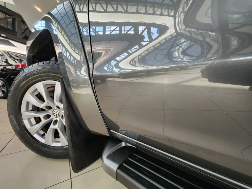 VW - Volkswagen-AMAROK-2.0 COMFORTLINE 4X4 CD 16V TURBO INTERCOOLER DIESEL 4P AUTOMÁTICO