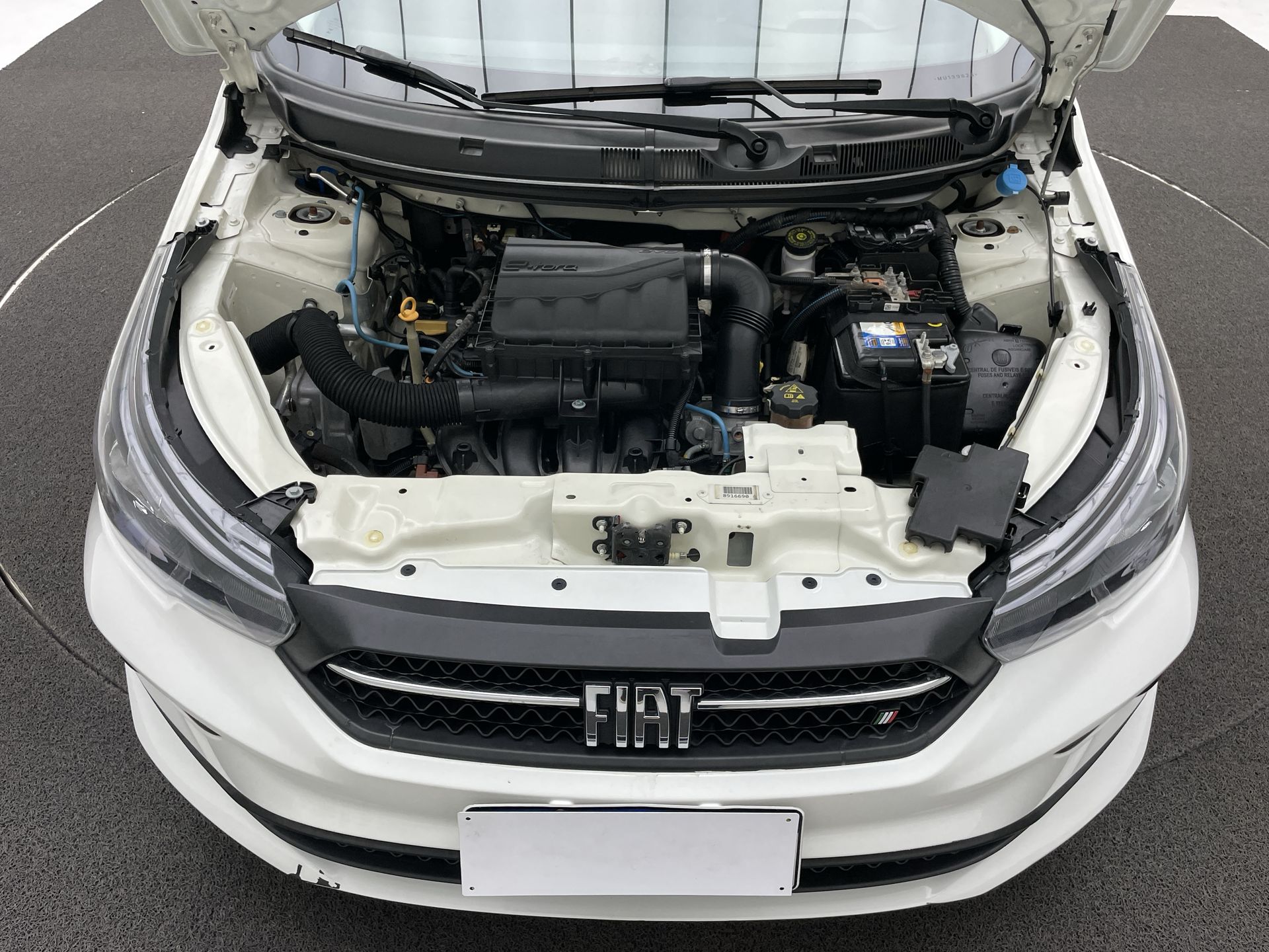 Fiat-CRONOS-CRONOS DRIVE 1.8 16V Flex Aut.