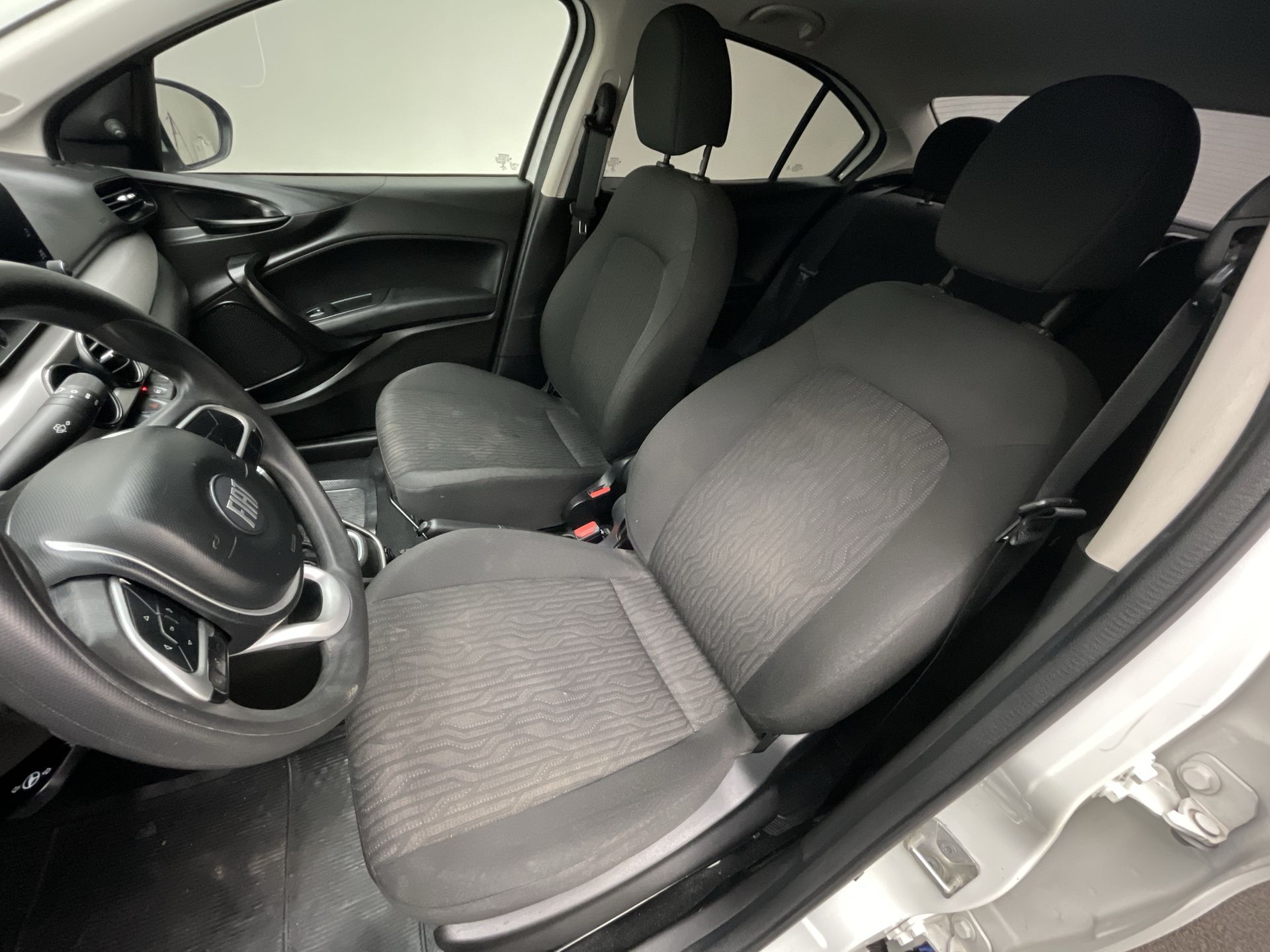 Fiat-CRONOS-CRONOS DRIVE 1.8 16V Flex Aut.