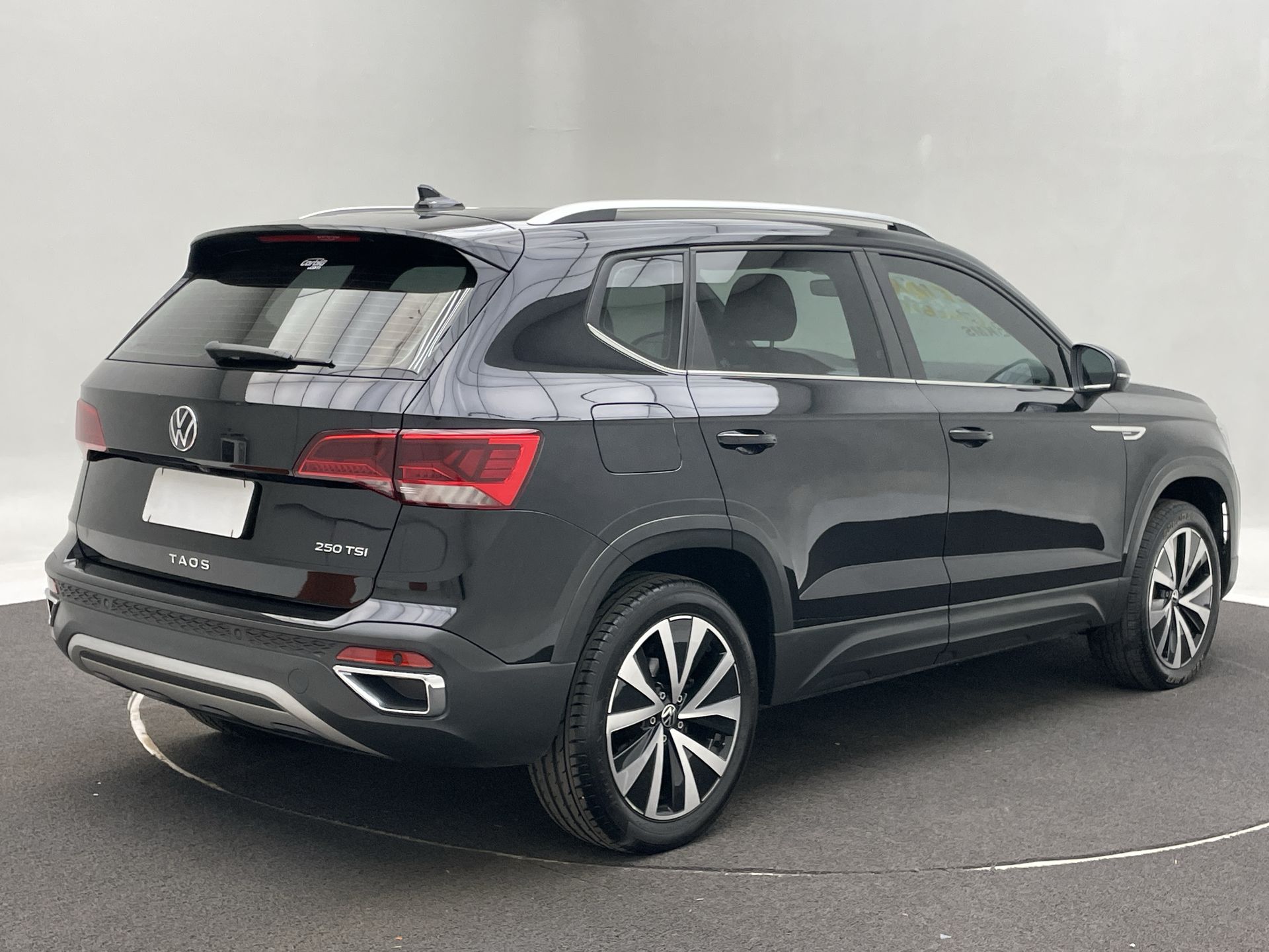 TAOS Highline 1.4 250 TSI Flex Aut.