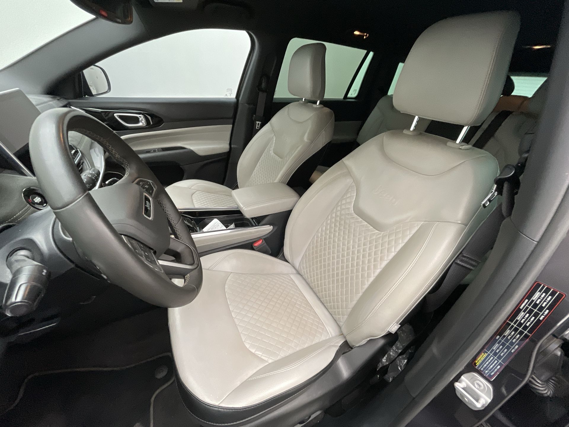 Jeep-COMMANDER-Commander Limited T270 1.3 TB Flex Aut.